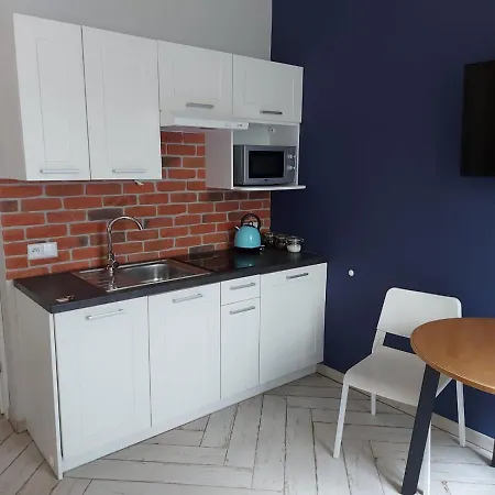 Juwel Uroczy 2a Stare Апартаменты