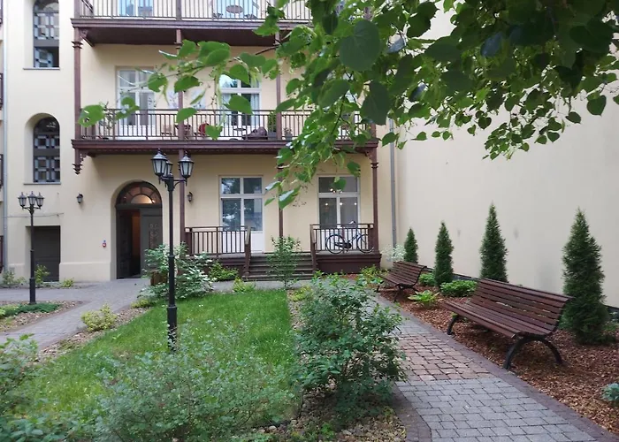 Juwel Uroczy 2a Stare كراكوفيا