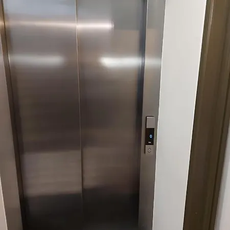 Juwel Uroczy 2a Stare * Krakau